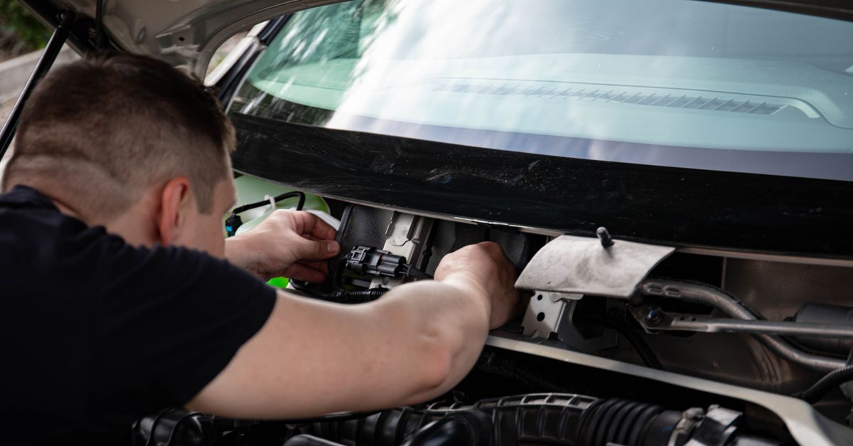 Auto Locksmith service — Lake Locksmiths